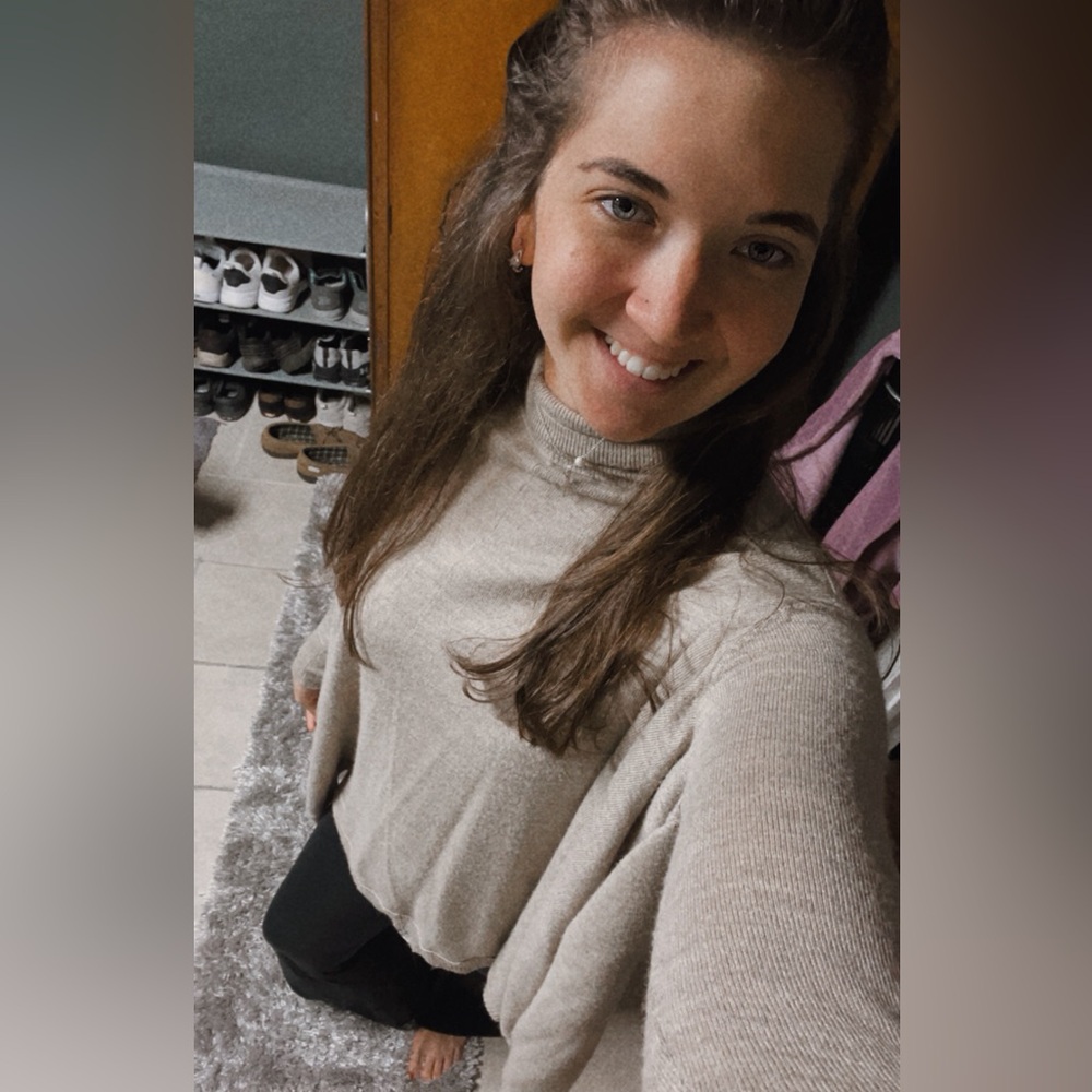 Meet your Posher, Gabby
